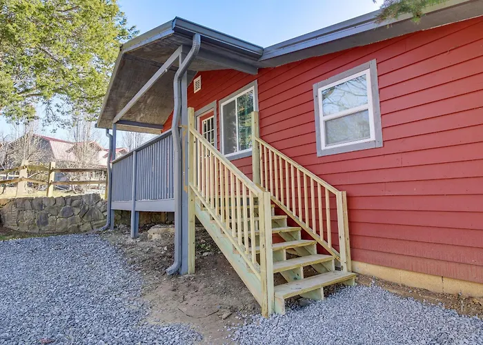 Cozy Cottage With Pool Btwn Knoxville And Pigeon Forge