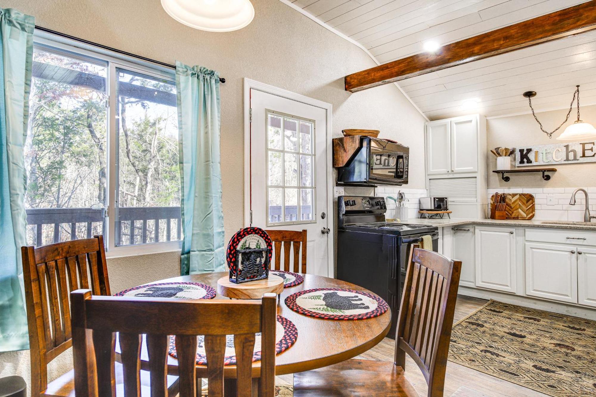 Cozy With Pool Btwn Knoxville And Pigeon Forge Strawberry Plains
